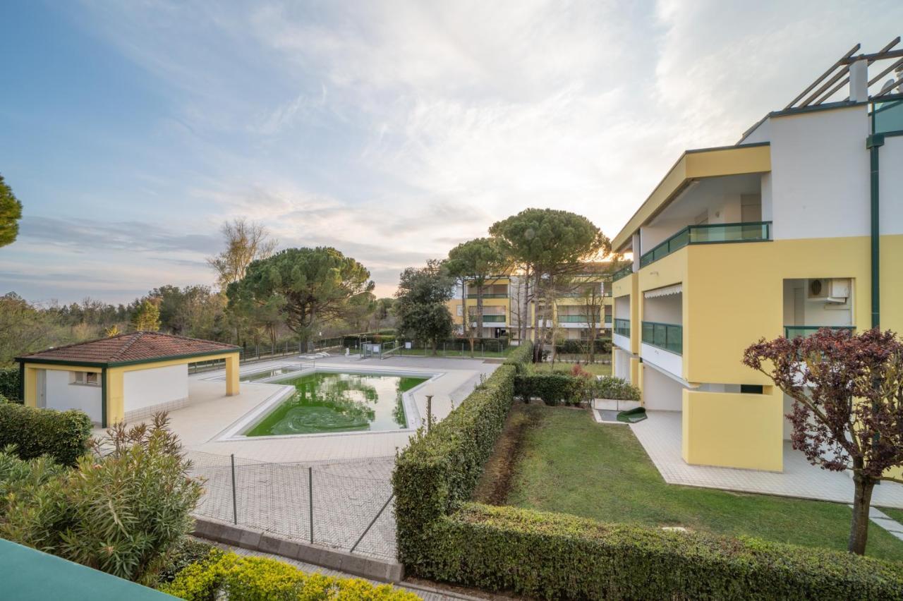 Ferienwohnung Residenza Le Altane Bibione Exterior foto