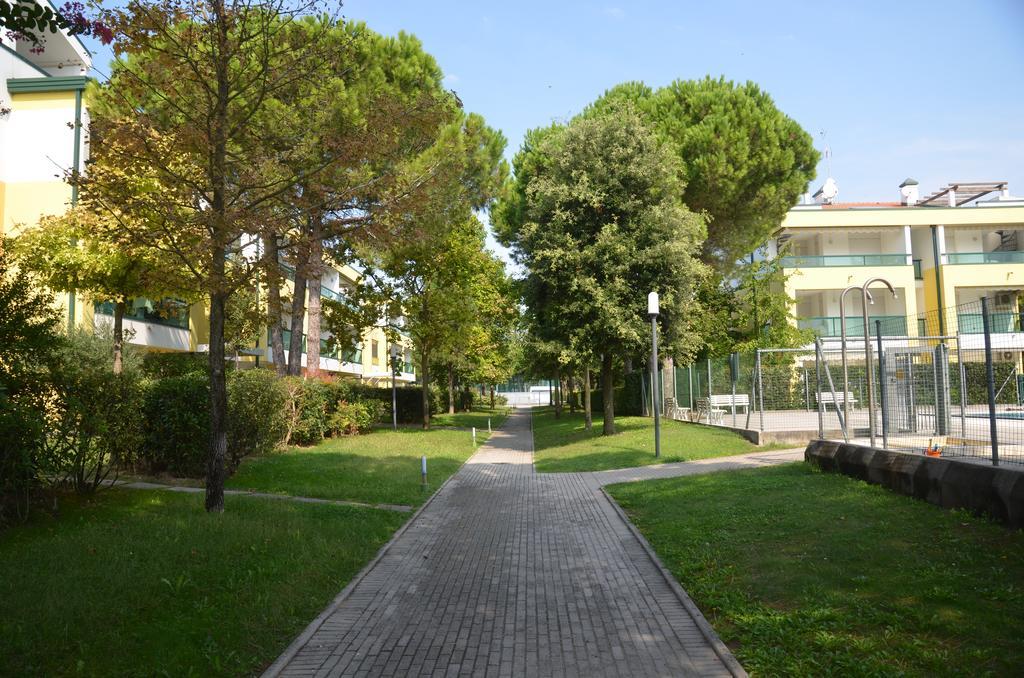 Ferienwohnung Residenza Le Altane Bibione Exterior foto